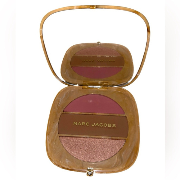 🆕Marc Jacobs Beauty O!Mega x Three Powder Blush-Bronze-Highlight Tantalize Glo! - Picture 7 of 7